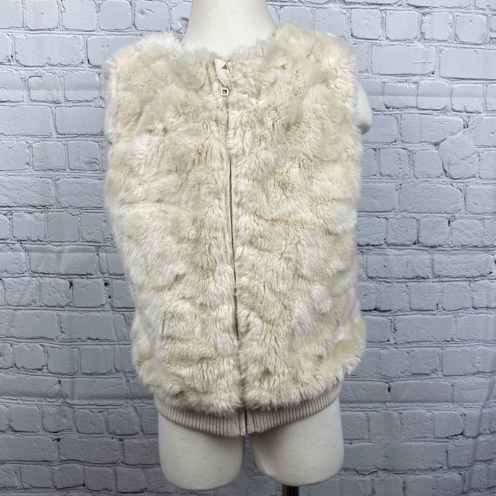 ❄️ H&M Girls Faux Fur Vest ❄️